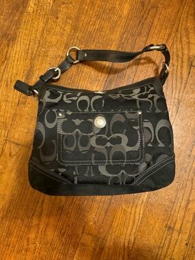 Vintage Coach Chelsea Optic Signature Hobo/Shoulder B… - Gem